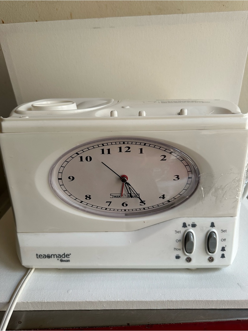 Teasmade Swan Alarm Clock Tea Maker in White - Working